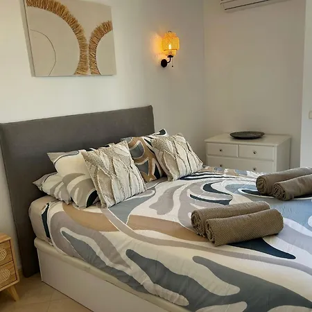 Aruba 12 *